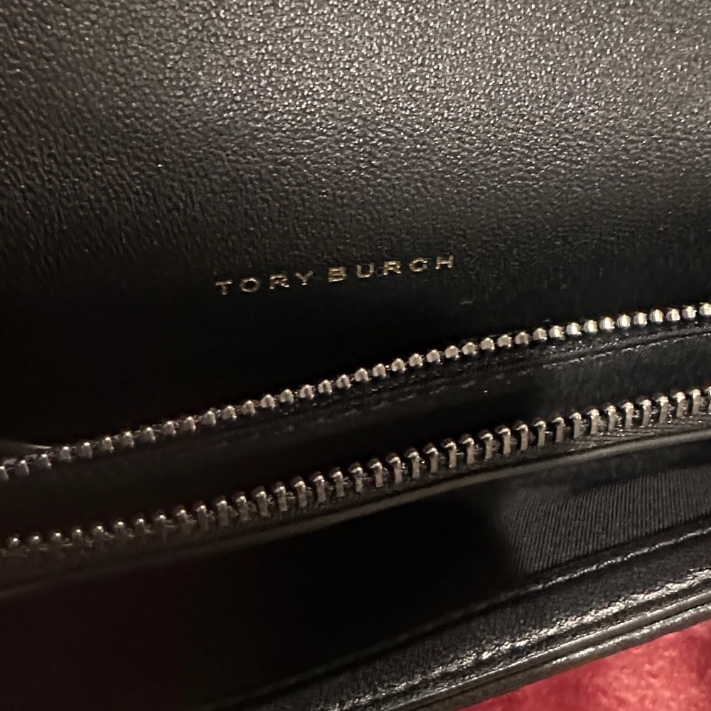Tory Burch Wallet Crossbody - Picture 5 of 7